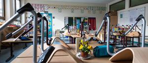 Leerer Klassenraum einer Schule in Berlin Mitte am 13.03.2020 *** Empty classroom of a school in Berlin Mitte on 13 03 2020