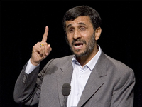 Mahmud Ahmadinedschad, ehemaliger iranischen Präsident, will sich offenbar wieder um das Amt bewerben. Foto: Ebrahim Noroozi/AP/dpa