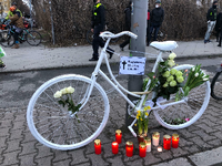 Für die getötete Radfahrerin wurde ein Geisterrad aufgestellt. Foto: Louise Otterbein