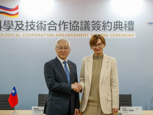 Symbolische Besuche, wie der von Bundesministerin für Bildung und Forschung Bettina Stark-Watzinger reichen nicht aus, um Taiwan nachhaltig zu unterstützen.