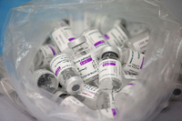 Viel Impfstoff auf Halde. In Deutschland sind 4,6 Millionen Dosen noch unbenutzt. Foto: Imago/ZUMA Wire