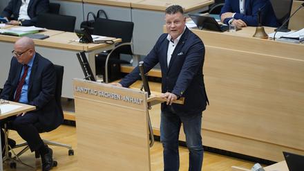 Markus Kurze ist Parlamentarischer Geschäftsführer und medienpolitischer Sprecher der CDU-Landtagsfraktion von Sachsen-Anhalt. 