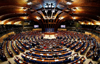 Die Parlamentarische Versammlung des Europarats in Straßburg. Foto: Vincent Kessler/Reuters