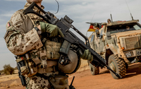 Es gibt Parallelen zwischen den Bundeswehreinsätzen in Afghanistan und in Mali (hier im Bild). Foto: Michael Kappeler/dpa