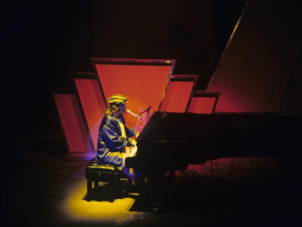 Elton John bei seinem Auftritt im Mai 1979 in Moskau.