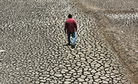 In Indien waren rund 70 Prozent von der Hitze betroffen. An vielen Orten überstiegen die Temperaturen die 45-Grad-Marke. Die indische Hauptstadt Neu-Delhi etwa meldete Anfang Mai 49 Grad. Foto: IMAGO/Hindustan Times