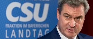 10.10.2023, Bayern, München: Markus Söder (CSU), Ministerpräsident von Bayern, gibt nach einer Fraktionssitzung der CSU ein Pressestatement.