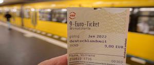Mit dem Neun-Euro-Ticket kann man auch günstig durch Berlin fahren.