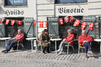 In dieser Bar in Kopenhagen gilt keine Maskenpflicht mehr. Foto: imago images/Dean Pictures