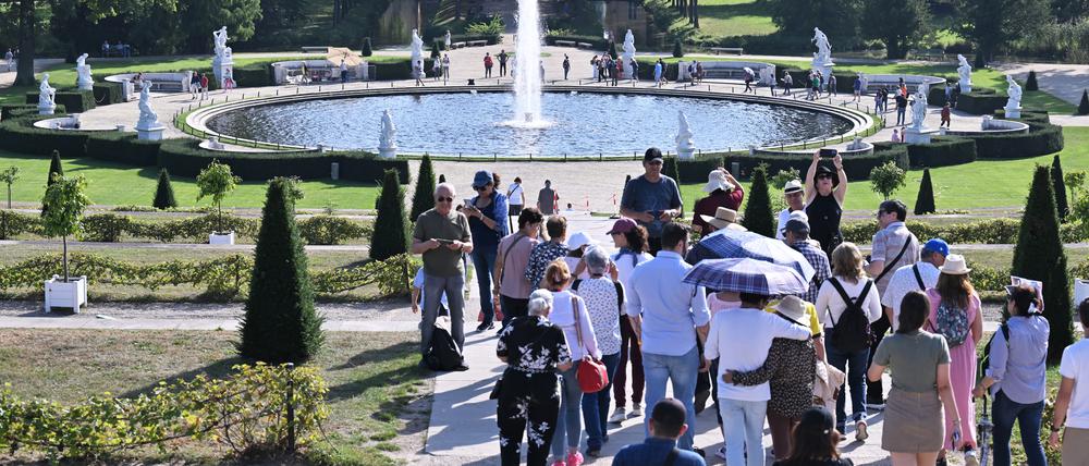 Park Sanssouci in Potsdam. Die Bürgerinnen und Bürger konnten in einer Umfrage angeben, ob sie bereit wären, Eintritt für den Park zu zahlen.
