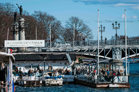 Lokale sind wie hier in Stockholm geöffnet - und gut besucht. Foto: Jonathan Nackstrand/AFP