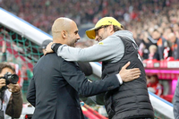 Jürgen Klopp (rechts) und Pep Guardiola könnten einige Bewegung in den Trainermarkt bringen. Foto: Imago