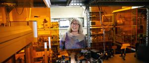 Die Nobelpreisträgerin Donna Strickland entwickelt in ihrem Labor an der Universität von Waterloo in Kanada besondere Laser.