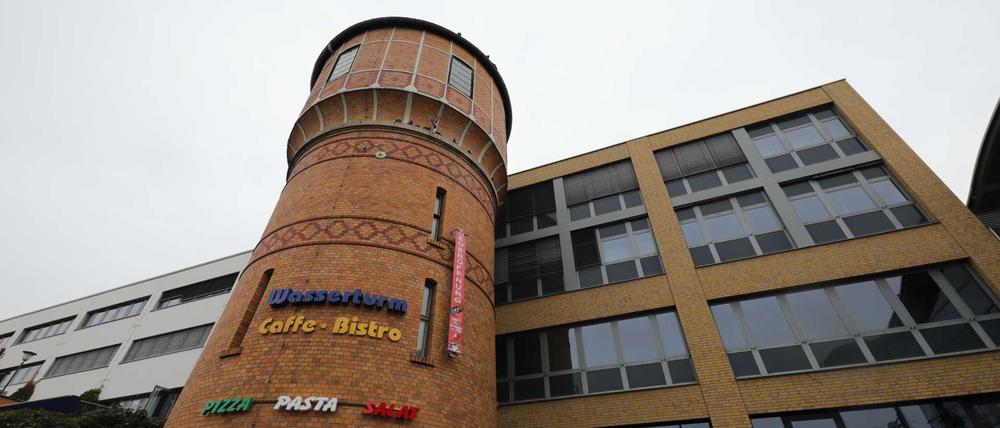 Wasserturm Hauptbahnhof Potsdam Gastronomie Restaurant PiPaSa Pizza Pasta Salat Turm Neueröffnung