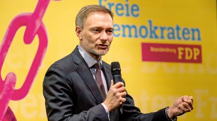Christian Lindner (FDP), Bundesminister der Finanzen, spricht beim Politischen Aschermittwoch der FDP Brandenburg.