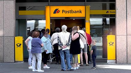 Vor dem Landgericht Bonn gibt es in diesem Jahr deutlich mehr Klagen gegen die Postbank als 2022.