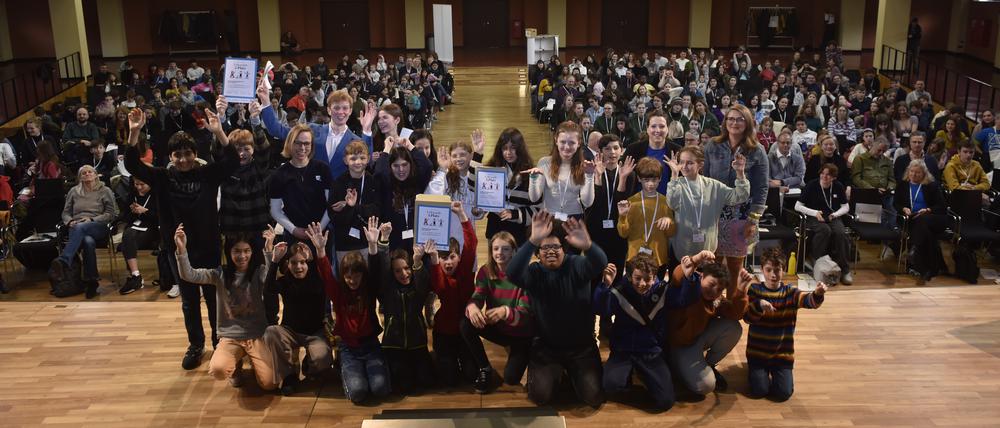 20 Berliner Schulen wurden am Dienstag bei der Preisverleihung des 21. Berliner Schülerzeitungswettbewerbs ausgezeichnet.