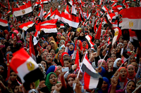 Immer mehr Menschen wenden sich gegen Mohammed Mursi und gehen auf die Straße - auch das Militär hat ihm jetzt ein Ultimatum gestellt. Foto: Reuters