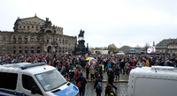 Querdenken-Aktivist in Dresden. Foto: Sebastian Willnow/dpa