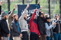 Radikale Salafisten protestieren auf dem Potsdamer Platz in Berlin. (Archivbild) Foto: IMAGO