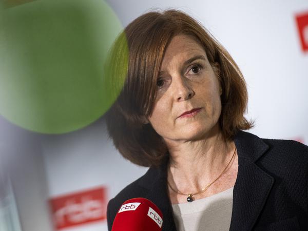 Katrin Vernau, Interimsintendantin beim RBB, wird um Kürzungen im Programm kaum herumkommen