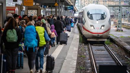  Es war wieder kein gutes Jahr für Reisende der Deutschen Bahn (DB). 