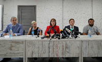 Der Koordinierungsrat gibt eine Pressekonferenz. Foto: REUTERS/Vasily Fedosenko