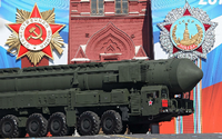 Nuklear bestückbare Interkontinentalraketen mit unbegrenzter Reichweite gehören zum Arsenal neuer atomarer Waffen, das Putin in seiner Rede an die Nation präsentierte. Foto: U-RTR Russian Television/AP/dpa