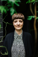 Sara Schurmann, Journalistin und Autorin des Buches „Klartext Klima“, ist Mitbegründerin des Netzwerks Klimajournalismus Deutschland und hat die Klimacharta mitverfasst. Foto: Julia Steinigeweg