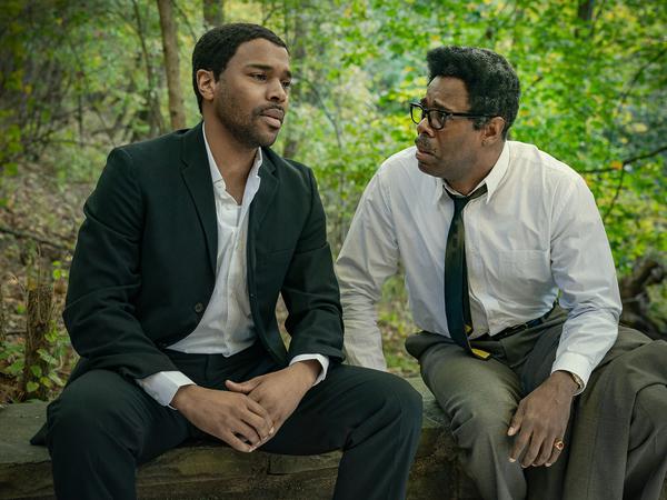 Colman Domingo (rechts) mit Johnny Ramey als Elias Tayloin dem Netflix-Film „Rustin“. Er habe sich für Rustins Lebensgeschichte begeistert, sagt der Schauspieler.