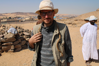 Archäologe Robert Kuhn bei einer Ausgrabung. Foto: privat