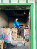 Auf einer Reise durch Usbekistan fand Eugenie Schmidt Amateurmodels für ihre Jacken. Foto: Schmitd