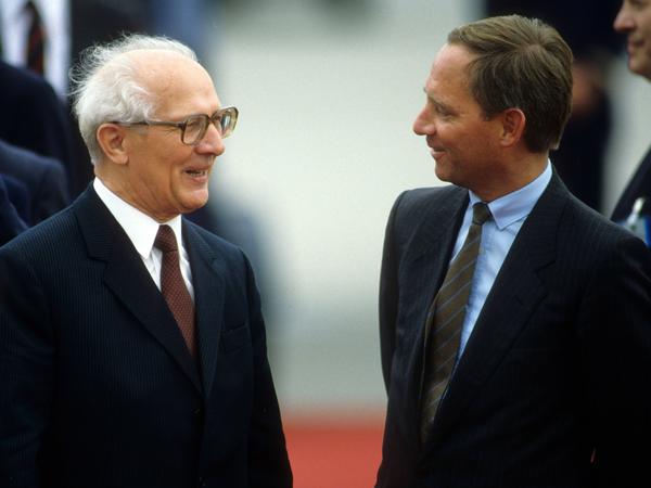 Besuch in Bonn: Erich Honecker und Wolfgang Schäuble. 