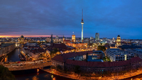 Berlin leuchtet. Umfragen zeichnen aber ein differenziertes Bild Foto: Dirk Sattler/imago