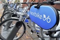 Die vom Senat geförderten Next-Bike-Leihräder sind nun die ersten 30 Minuten kostenlos. Foto: Klaus-Dietmar Gabbert/dpa
