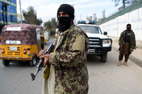 Ein Taliban-Kämpfer in Jalalabad Foto: AFP/Wakil Kohsar