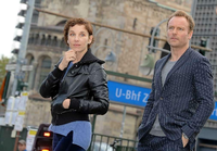Meret Becker (l.) und Mark Waschke sind die neuen Stars der Berliner "Tatorts". Foto: dpa