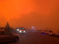 Mallacoota in Victoria, Australien ist von den Bränden besonders bedroht. Mehr als 4000 Menschen retteten sich an die Strände. Foto: via REUTERS