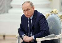 Scheinriese: Russlands Präsident Wladimir Putin im Kreml. Foto: Mikhail Tereshchenko/AFP