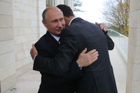 Vor dem Dreier-Gipfel in Sotschi empfing Wladimir Putin den syrischen Machthaber Baschar al Assad. Foto: Mikhail Klimentyev, AFP