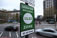 Mit der Einführung der Ultra Low Emission Zone solle die Luftqualität in der Londoner City verbessert werden. Foto: picture alliance/Yui Mok/PA Wire/dpa