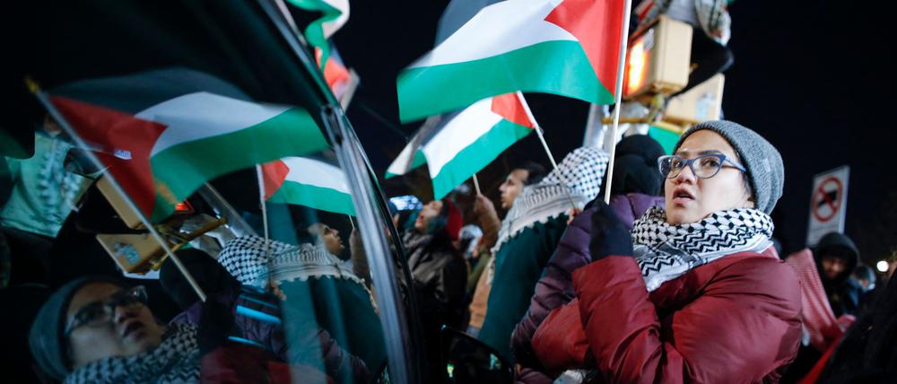 Demonstrationen für einen Waffenstillstand in Gaza dienten zuletzt immer wieder als Plattform für antisemitische Israel-Kritik.   