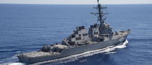 Der Zerstörer „USS Carney“ ist im Roten Meer unterwegs.