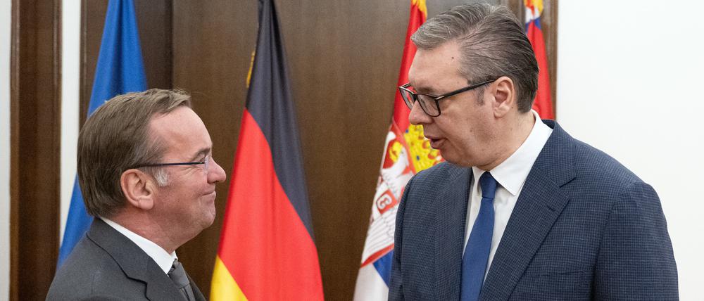 Ohne Samthandschuhe – Verteidigungsminister Boris Pistorius und Serbiens Präsident haben offenbar Klartext miteinander geredet.
