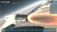 Der Screenshot zeigt die VSS Unity wie sie an den Rand des Weltraums fliegt. Foto: Virgin Galactic/Handout via REUTERS