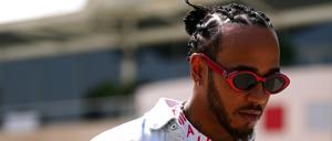 Lewis Hamilton trägt in den Tagen von Bahrain ein Shirt mit dem Aufdruck von Martin Luther King.