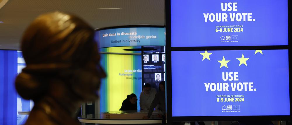 Werbung für die bevorstehenden Europawahlen im EU-Parlamentsgebäude in Straßburg.