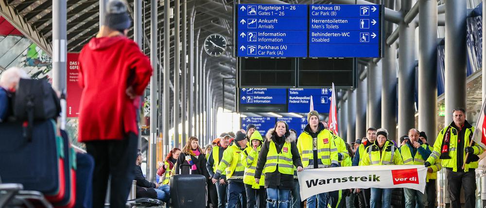 In Deutschland wird in diesen Tagen vielerorts gestreikt, wiederholt sind auch die Flughäfen betroffen.