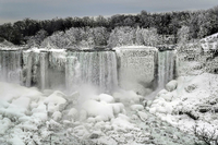 Die Niagarafälle an der Grenze zwischen ... Foto: REUTERS/Moe Doiron