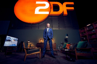 Moderator Jan Böhmermann im ZDF "Magazin Royale"-Studio. Foto: ZDF/Jens Koch